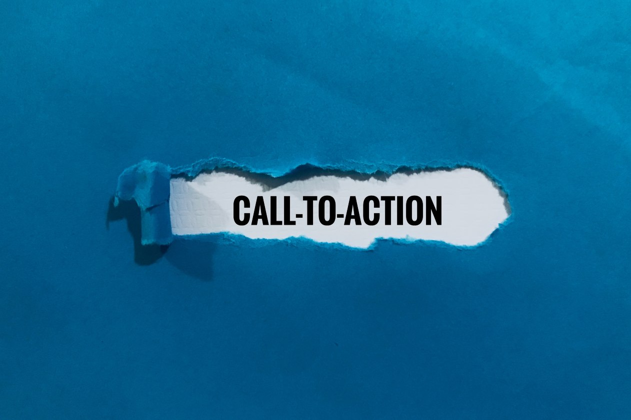 kertas robek dengan tulisan call to action